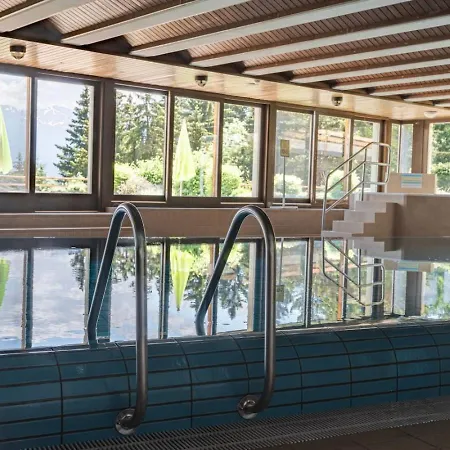 Cosy Piscine Vue Alpes Montana Appartement *