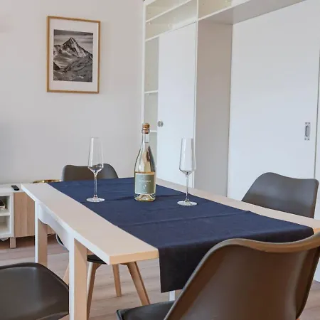 Appartement Cosy Piscine Vue Alpes Montana