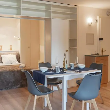 Appartement Cosy Piscine Vue Alpes Montana Crans-Montana